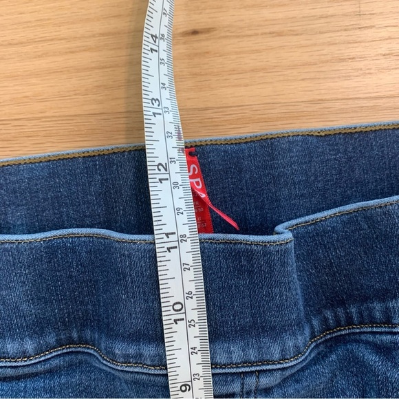 Women's Spanx Distressed Skinny Jeans Dark Wash Raw Hem Ankle Length Size XL - Picture 12 of 13